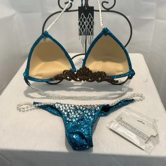 Npc competition bikini suit, teal hologram, handmade new color34B small bottom - Picture 7 of 7